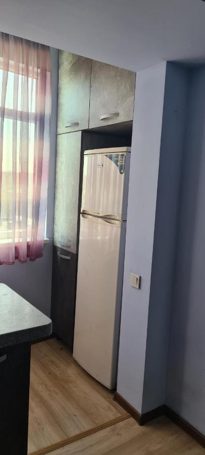 Flat In Central Бишкек Экстерьер фото